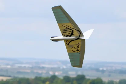 Shaka Slope Glider in Flight