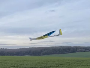 Maverick F5K landing