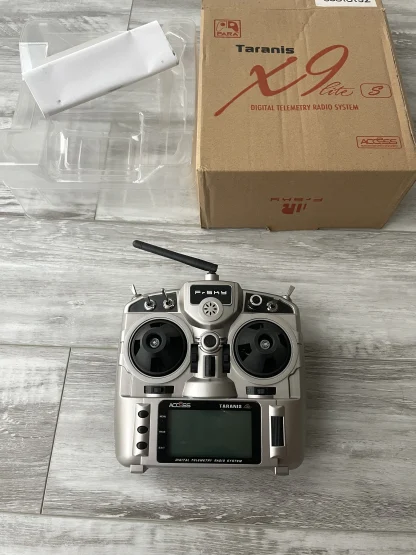 DLG Radio FrSky Taranis X9 Lite S