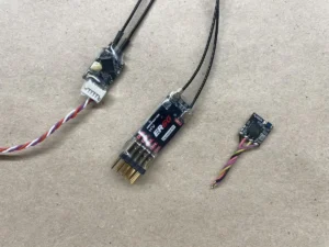 Serial UART and PWM receivers side-by-side comparison
